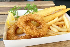 Hill Top Pizzeria & Takeaway