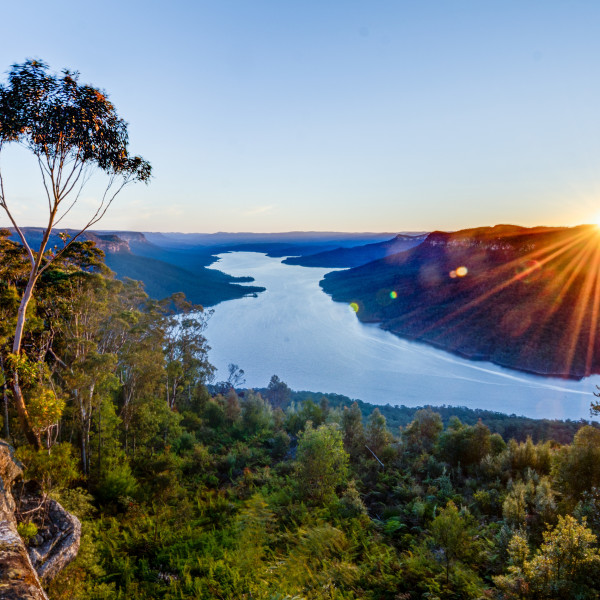 Lake Burragorang - Photographer John Spencer/DPIE
