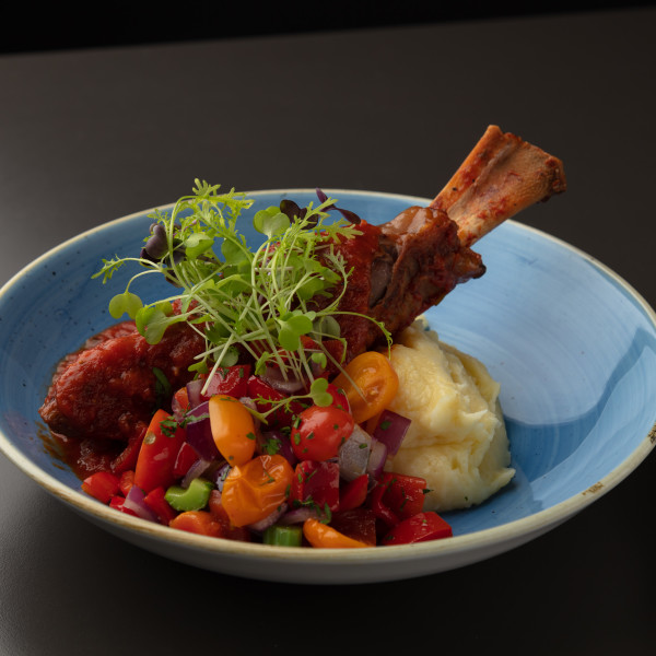 Dining at Bargo Sportsclub