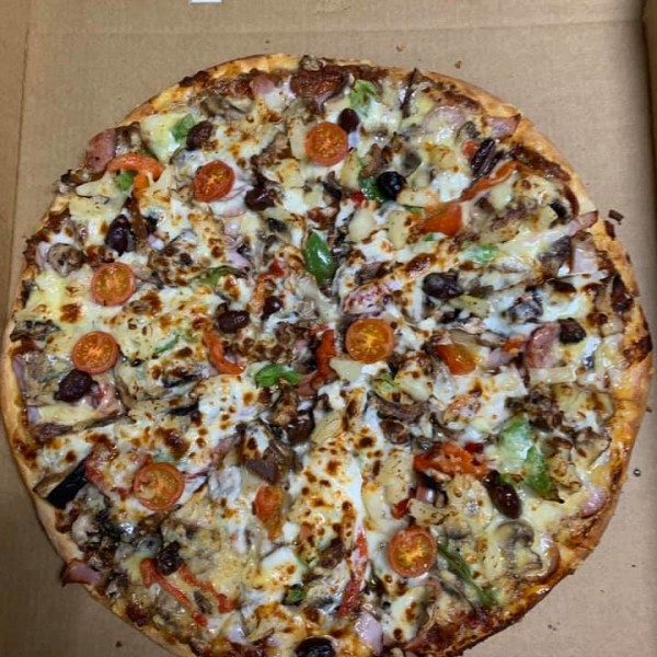 LaFamiglia Pizzeria