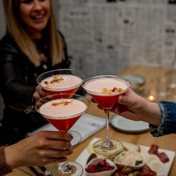 Cocktails at Moses Barnes
